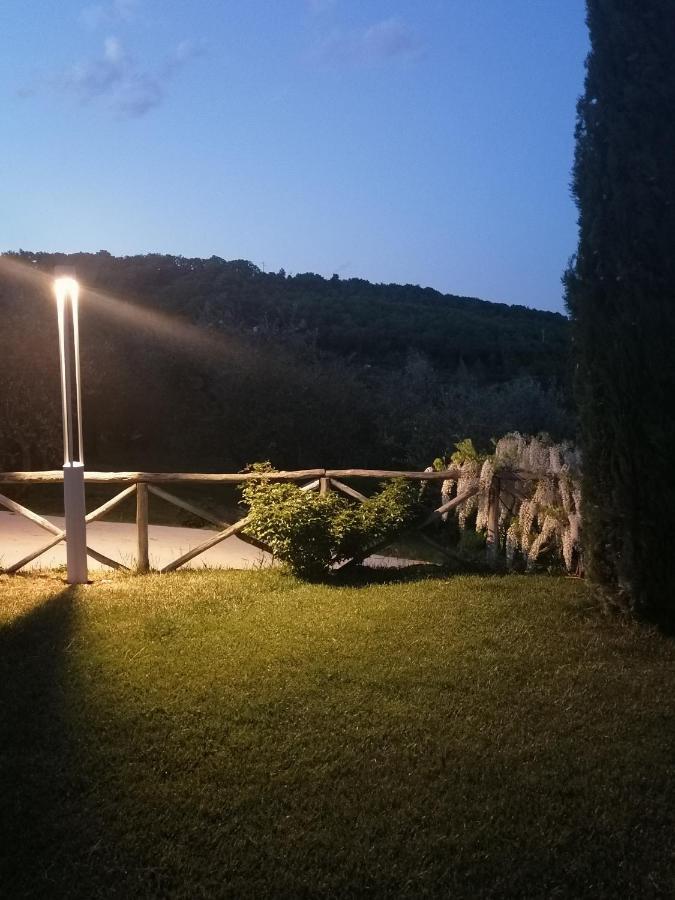 B&B COLdiFIORE Penna in Teverina Exterior foto